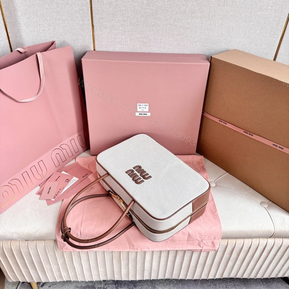 View 4 of 高仿miumiu*5BB17長肩帶公文包白色免檢版