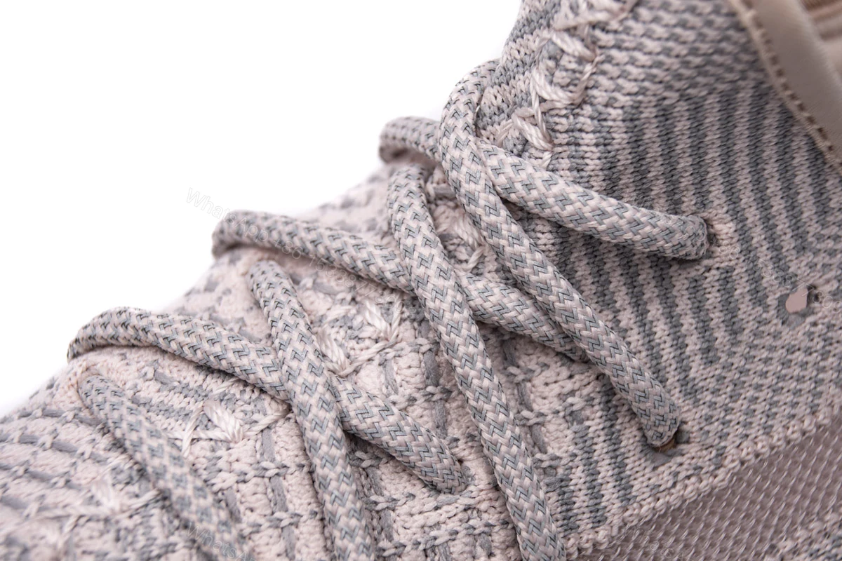 View 3 of (OG)Adidas Yeezy 350 Boost V2 "Synth" FV5578