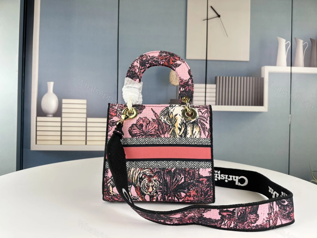 View 4 of DIOR MEDIUM LADY D LITE BAG PINK MULTICOLOR TOILE DE JOUY VOYAGE EMBROIDERY 24CM M0565OEUPM45E