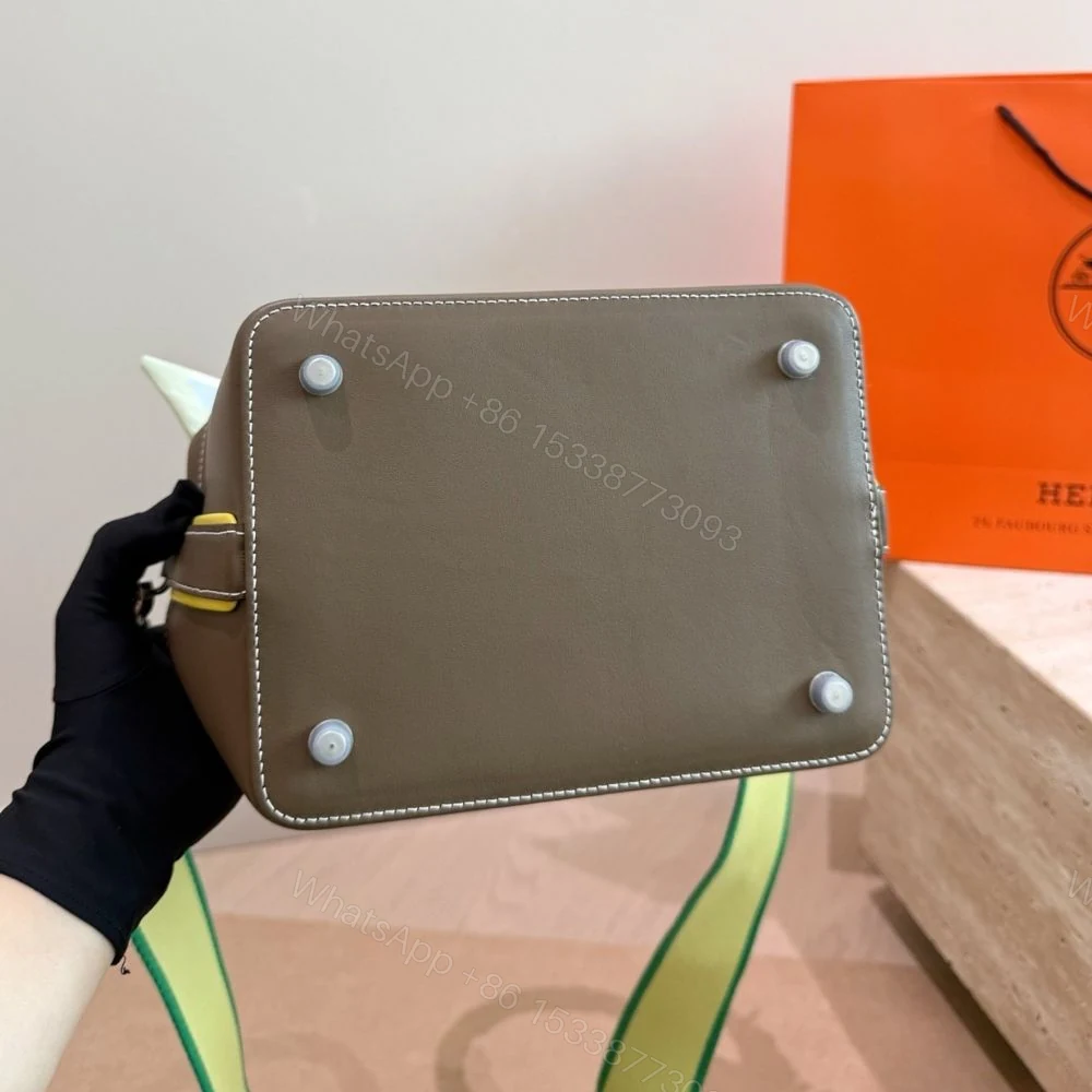 View 6 of Hermes Swift Toolbox 20 Etoupe 24Cm