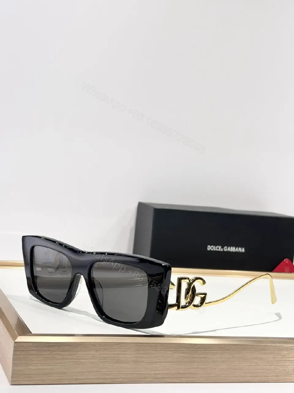 View 2 of Oversized Frame Sunglasses: Luxe, UV400, Modern Edge, Durable