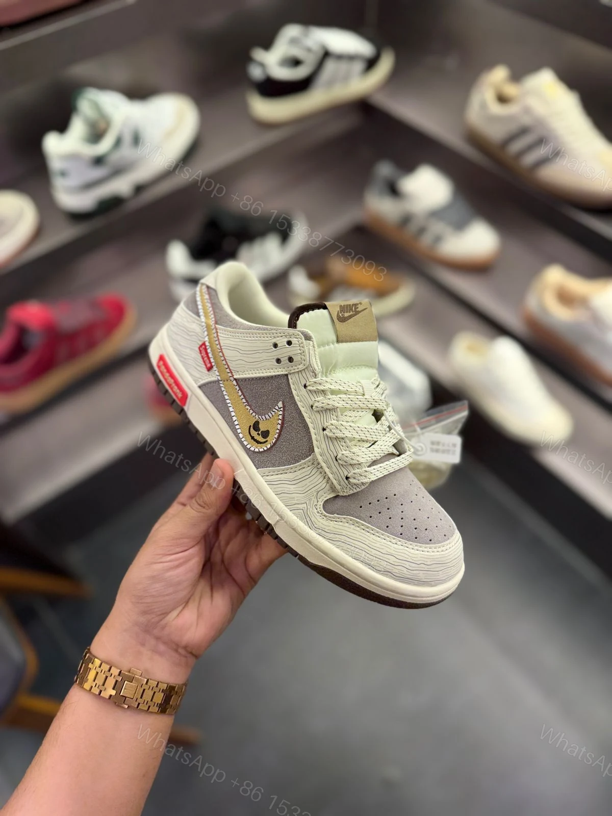View 6 of FIRST COPY NIKE SB DUNK PANDAPRANK WHITE 2025