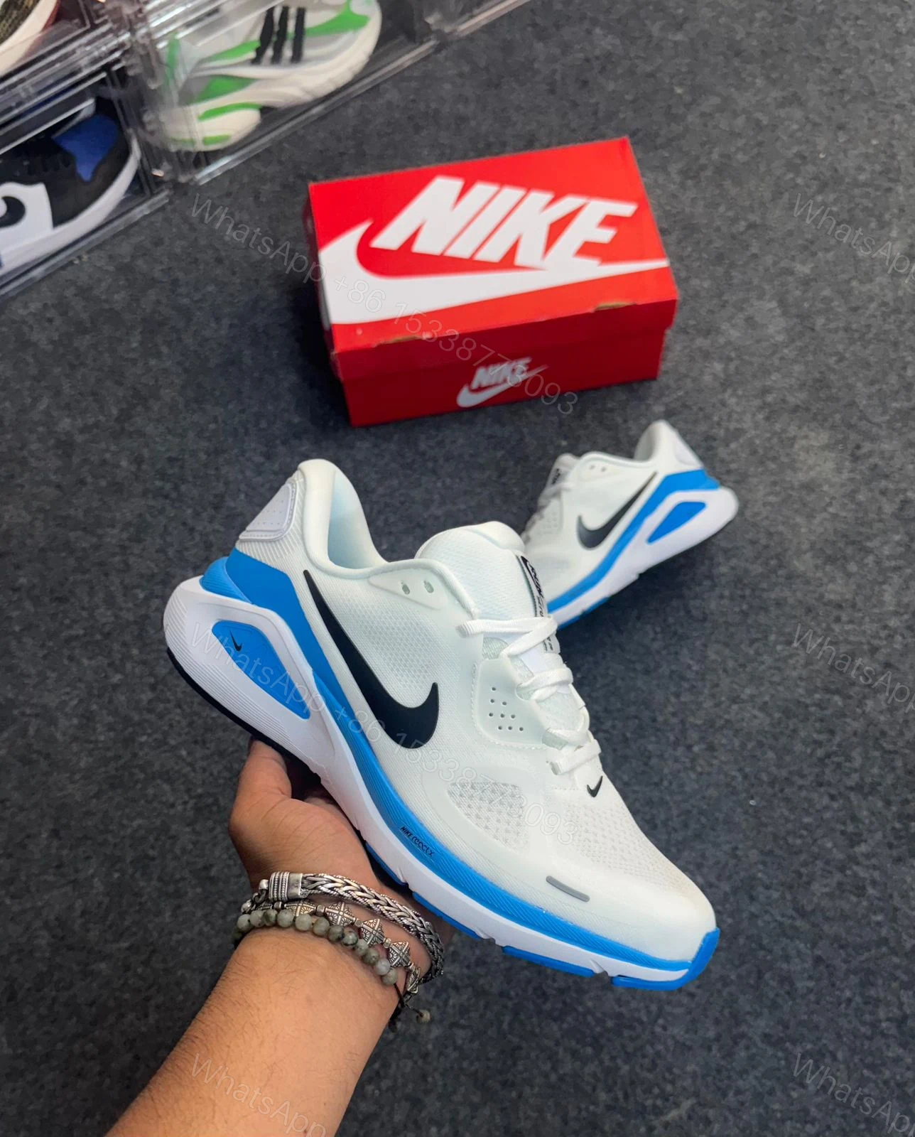 FIRST COPY NIKE STRUCTURE 26 RUNNING SHOE — view 1