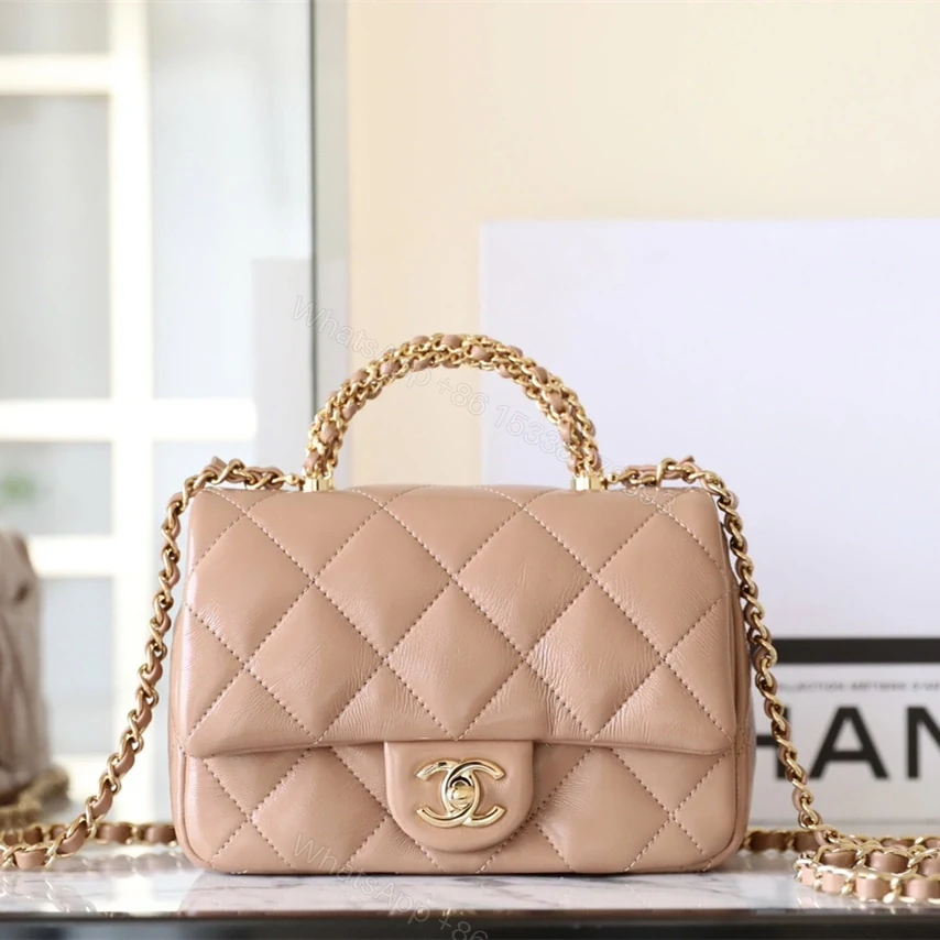 高仿Chanel*24B系列AS3392小羊皮郵差包奶茶色免檢版 — view 1