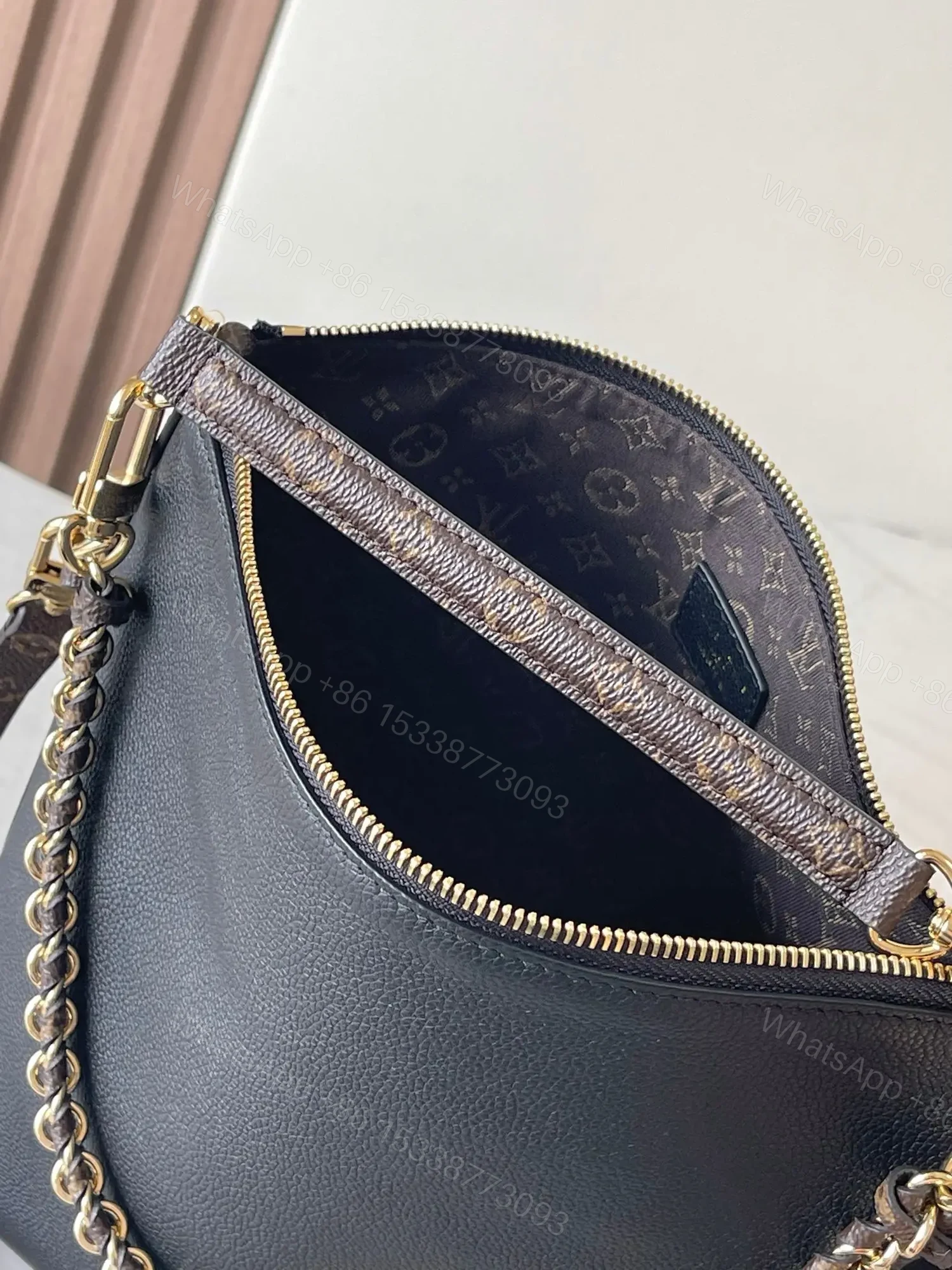 View 9 of LV Multipass Black M28029