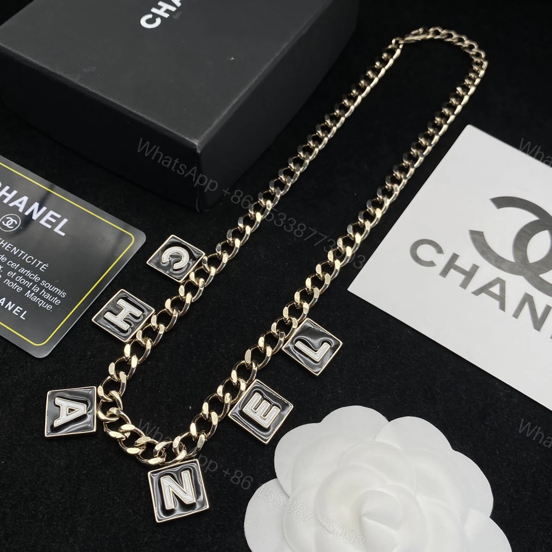 View 4 of EN – Lux Chanel Necklaces 033