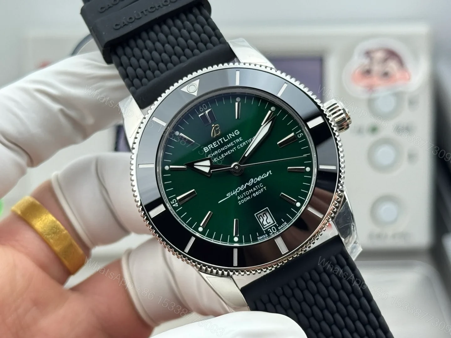 View 2 of Breitling Superocean Heritage Green Rubber Replica 46MM Premium B20 Diver Edition AB2020121L1S1