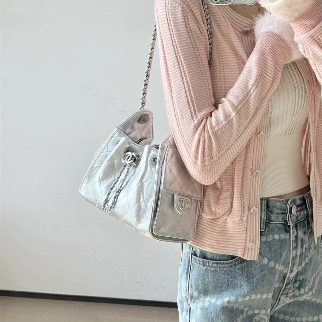 View 23 of 高仿Chanel*26C/25Bag系列AS5631小牛皮手袋Mini銀色免檢版