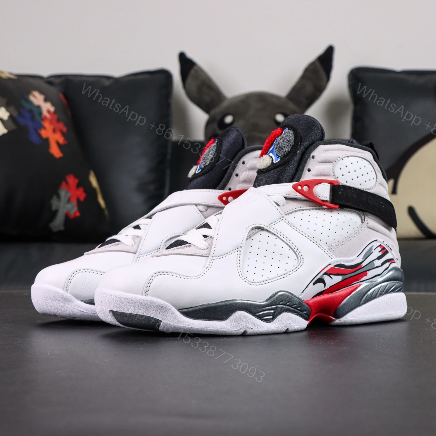 View 8 of Air Jordan 8 Retro “Bugs Bunny” 2025 Reps