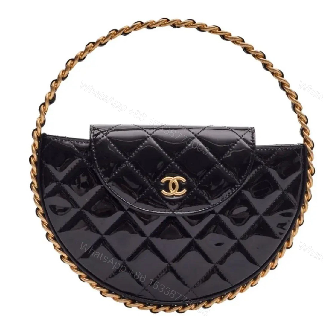 Chanel Schwarz Lack Vernis Leder Armreif Kette Runde Tasche Medium — view 1