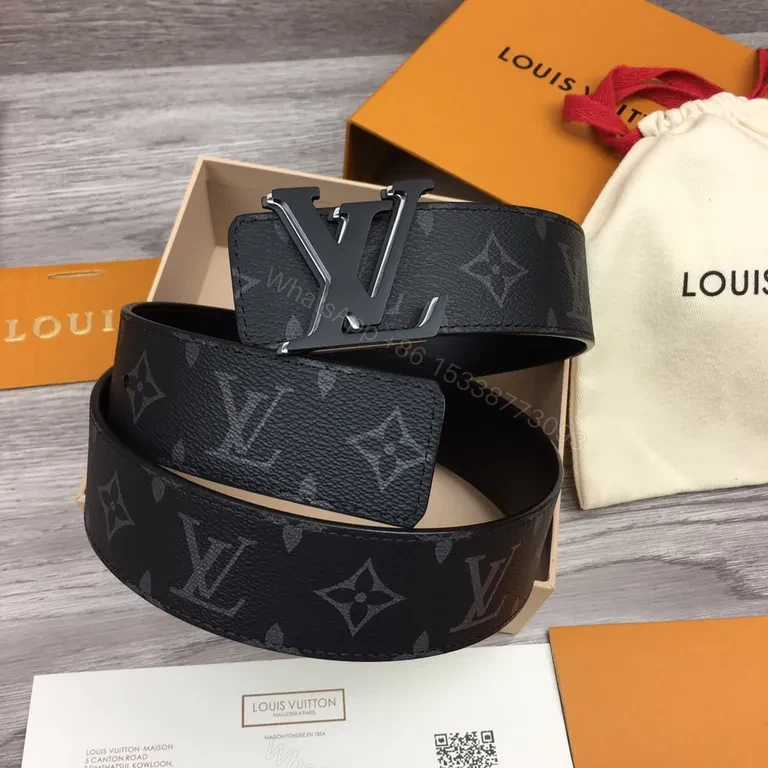 Iconic Monogram Belt: Everyday Sophistication in Black — view 1