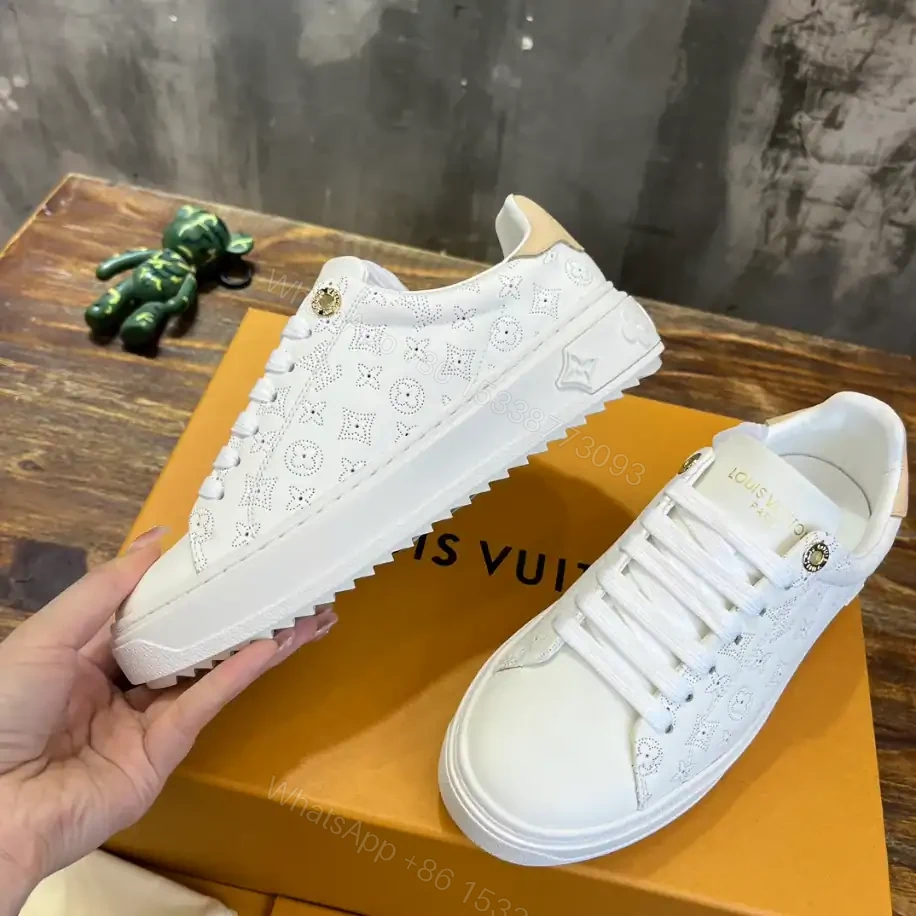View 8 of LV TIME OUT SNEAKER – LSVT429