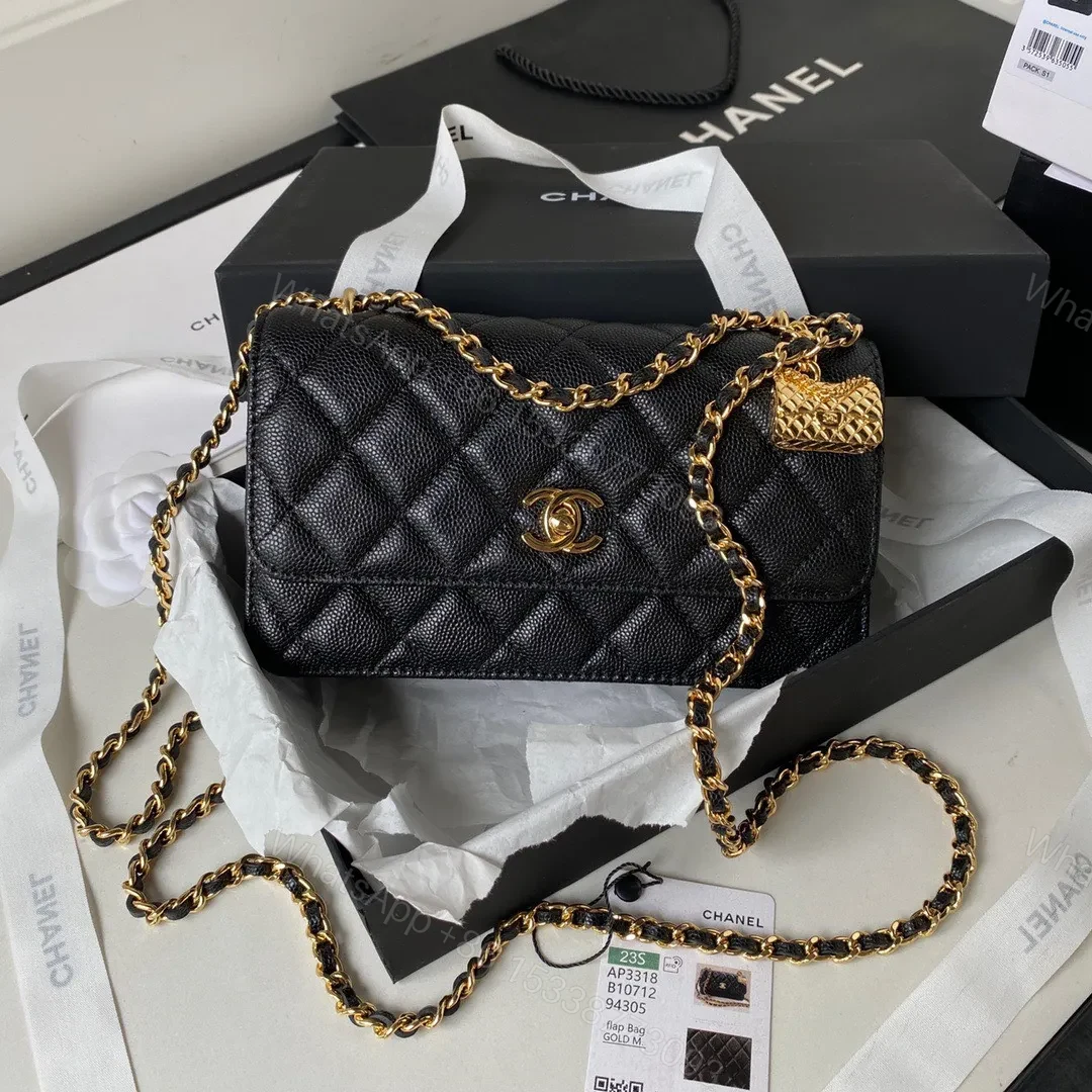 Chanel Woc Charm Replica 11 Handbag Lizard Skin Black With Gold Lock 20cm — view 1