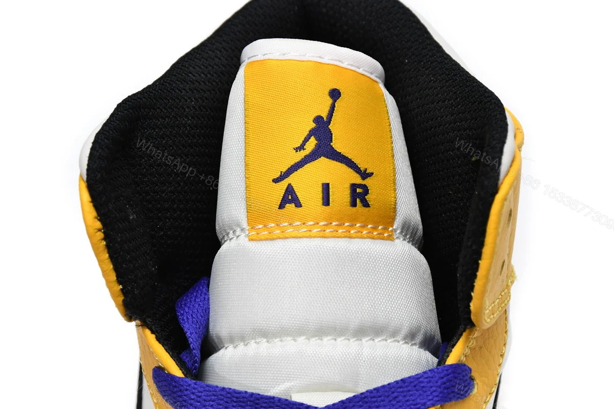 View 4 of Air Jordan 1 Mid SE Lakers 852542-700