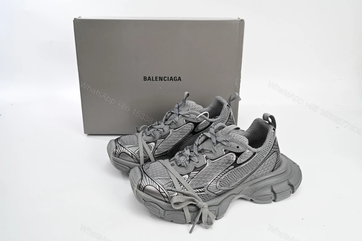 Balenciaga 3XL Silver Grey 542229 W1RB5 1210 — view 2