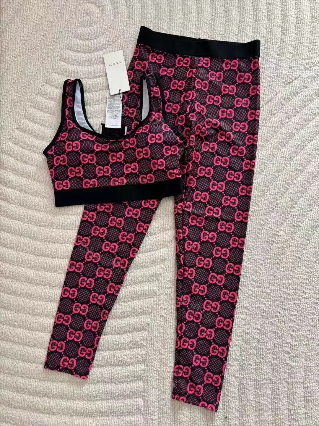 GUCCI — view 1