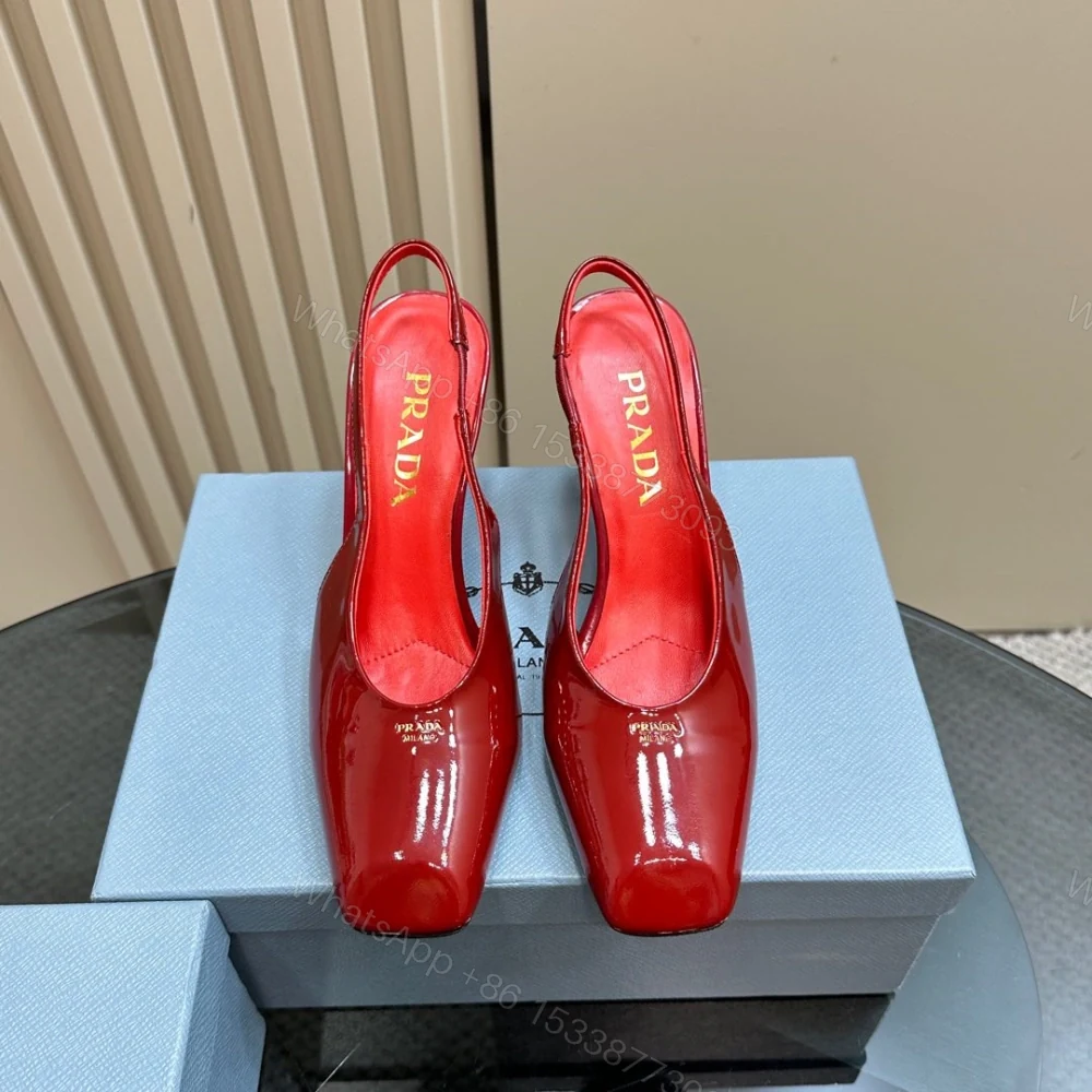 View 2 of 高仿Prada*1I838C方頭粗踭露跟鞋8.5CM漆皮紅色免檢版