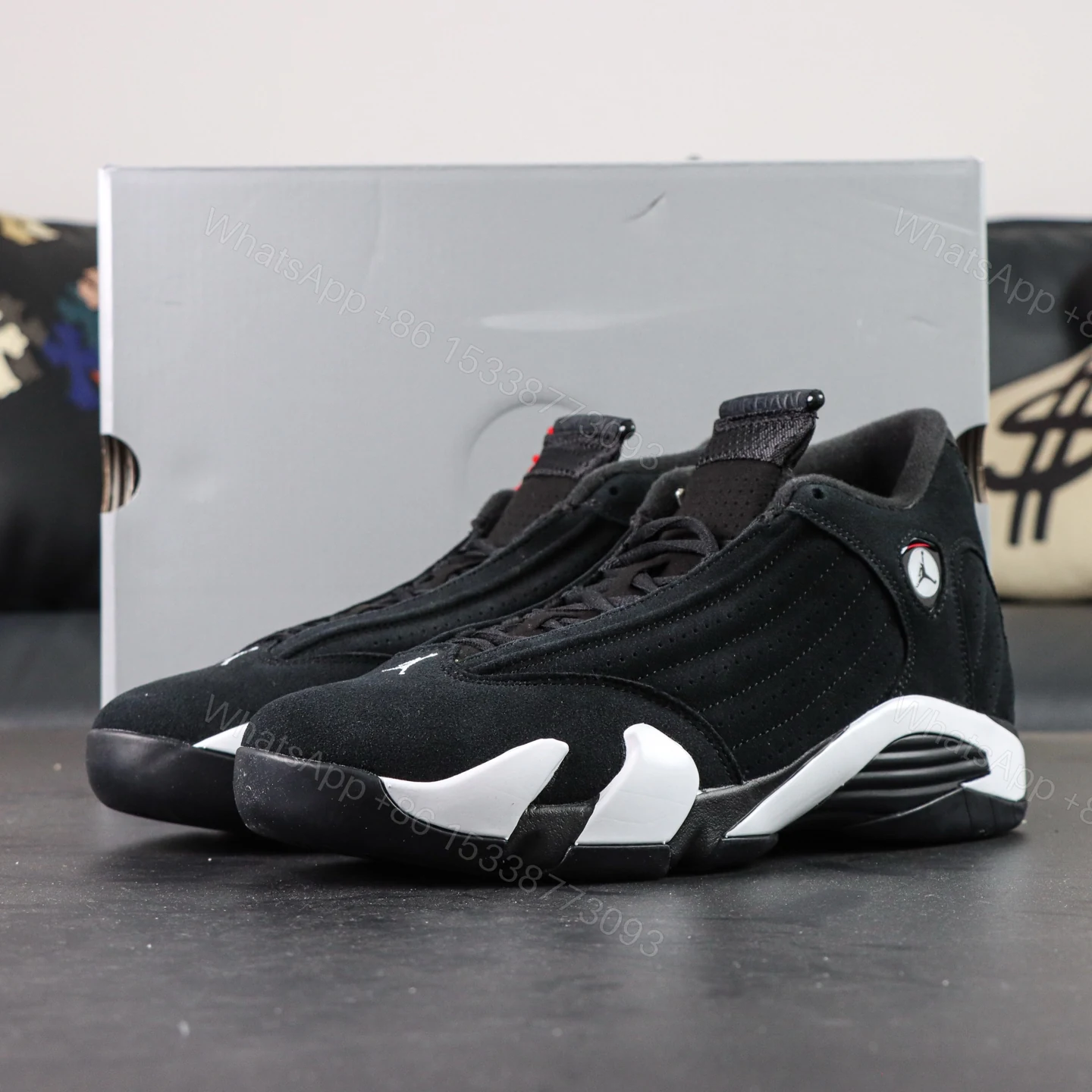 Air Jordan 14 Retro Bred Black and White — view 1