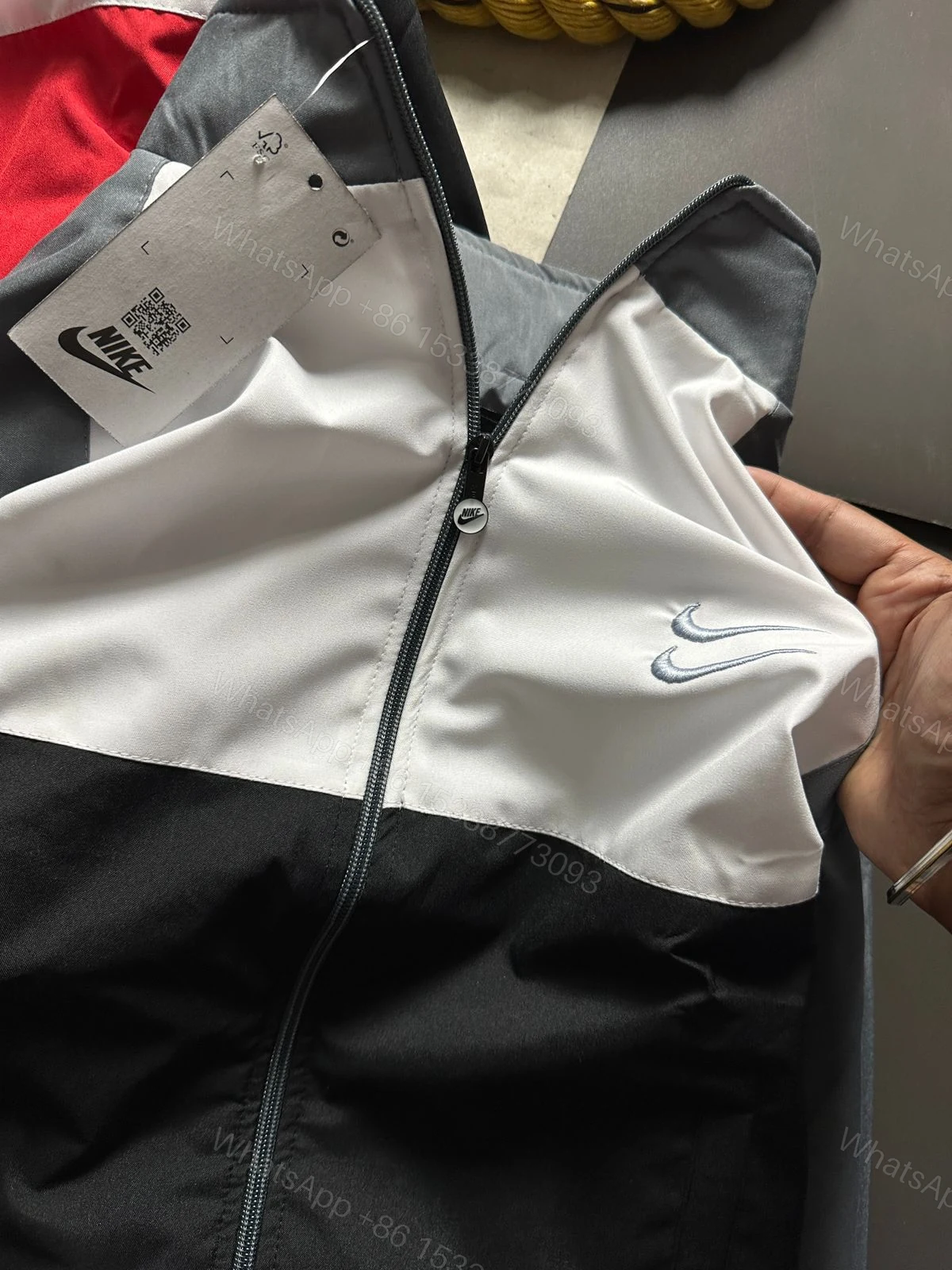 View 5 of FIRST COPY Nike Windshitter