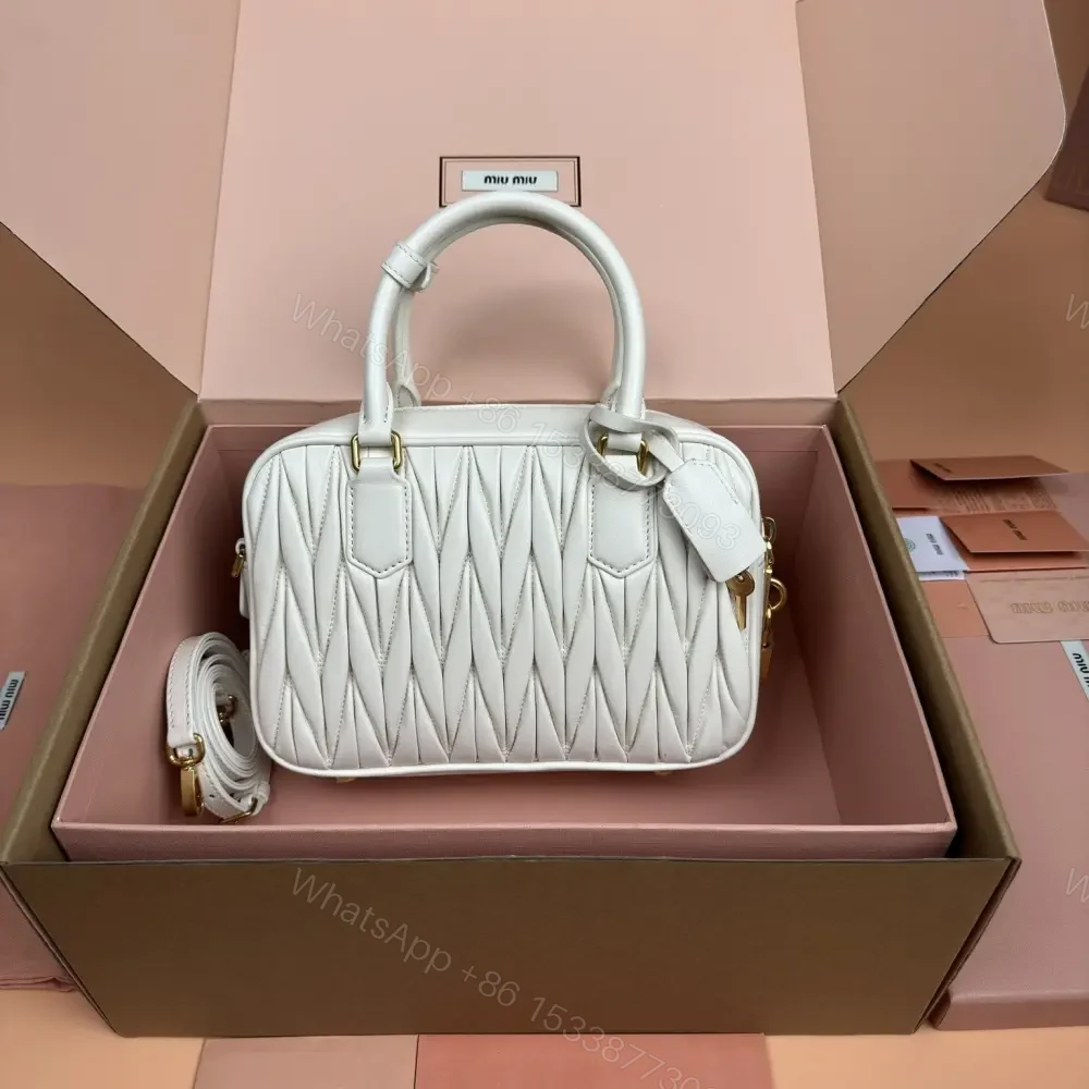 View 2 of 高仿miumiu*Arcadie系列5BB124小羊皮單肩包白色大號免檢版