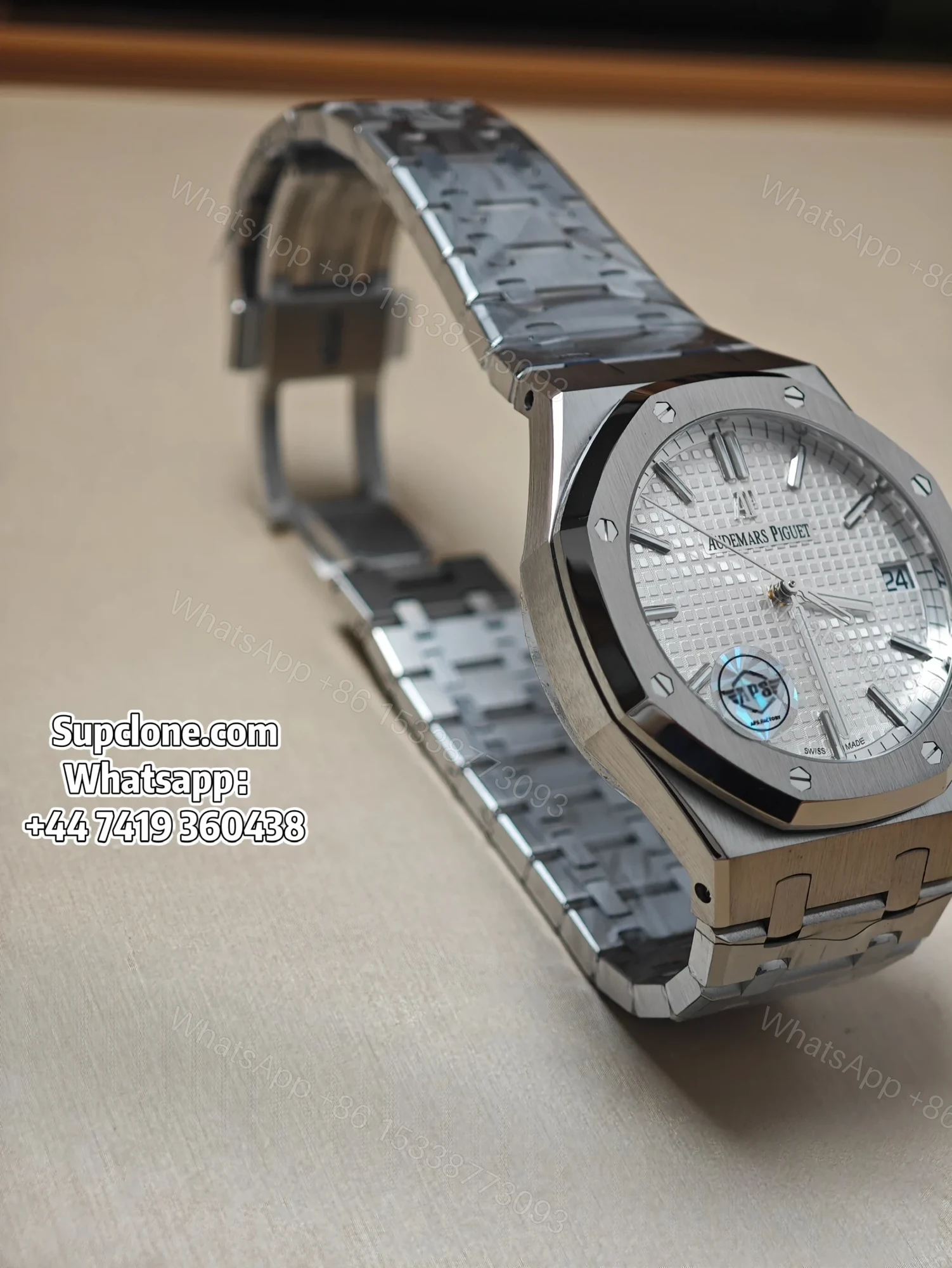 View 2 of Audemars Piguet Super Clone 1:1 Royal Oak 15500 White Dial