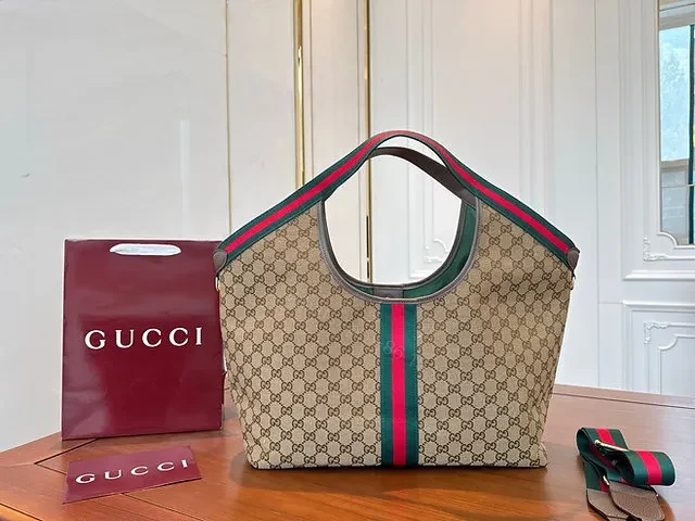 View 2 of Gucci Giglio small tote bag