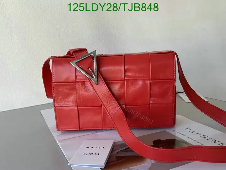 View 57 of Bottega Veneta Premium Nappa Leather Intrecciato Weave Bag with Magnetic Fastening BV9101