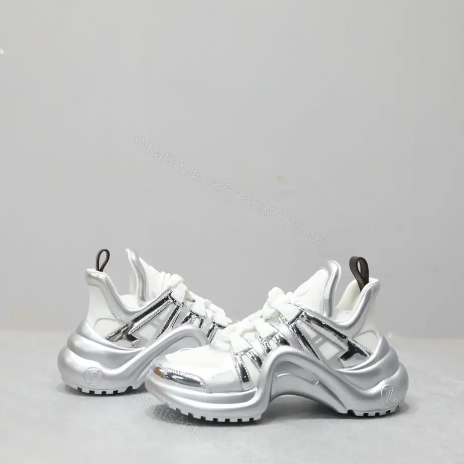 View 5 of LV ARCHLIGHT SNEAKER – LSVM004