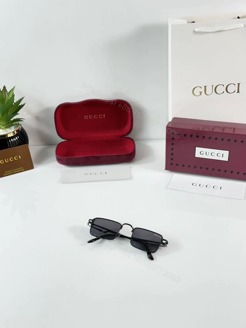 View 4 of First Copy Gucci 9518 Black Sunglasses
