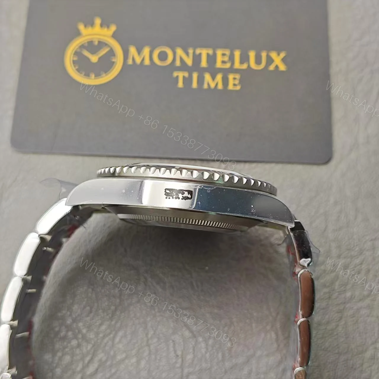 View 10 of Replica Rolex Submariner – Silver/Black 40mm 116610LN