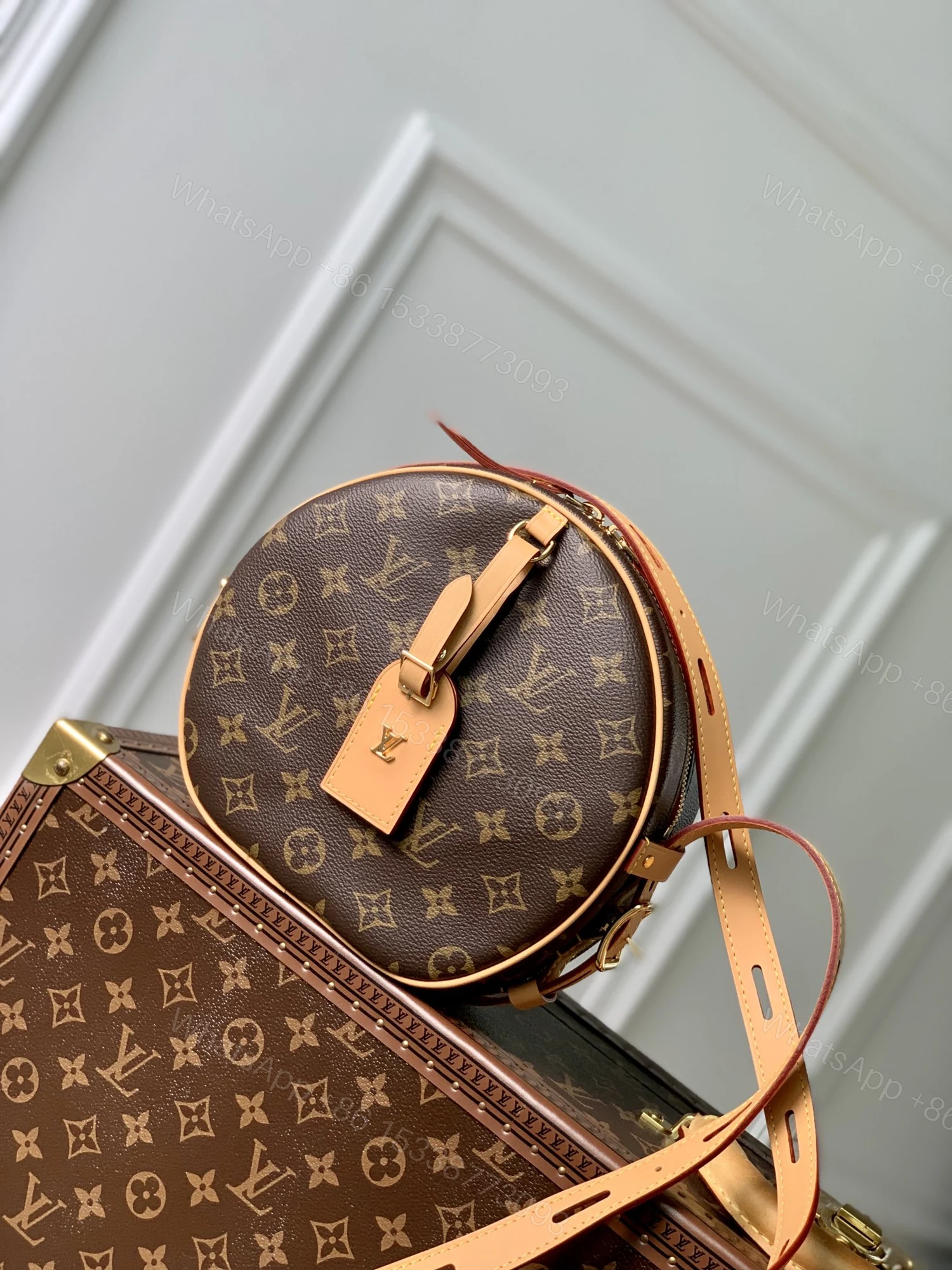 LV 圓形斜背包吊牌款 高仿 Monogram 復古圓包 — view 1