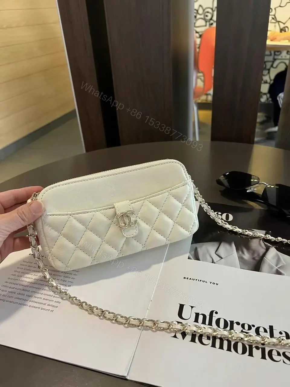CHANEL — view 1