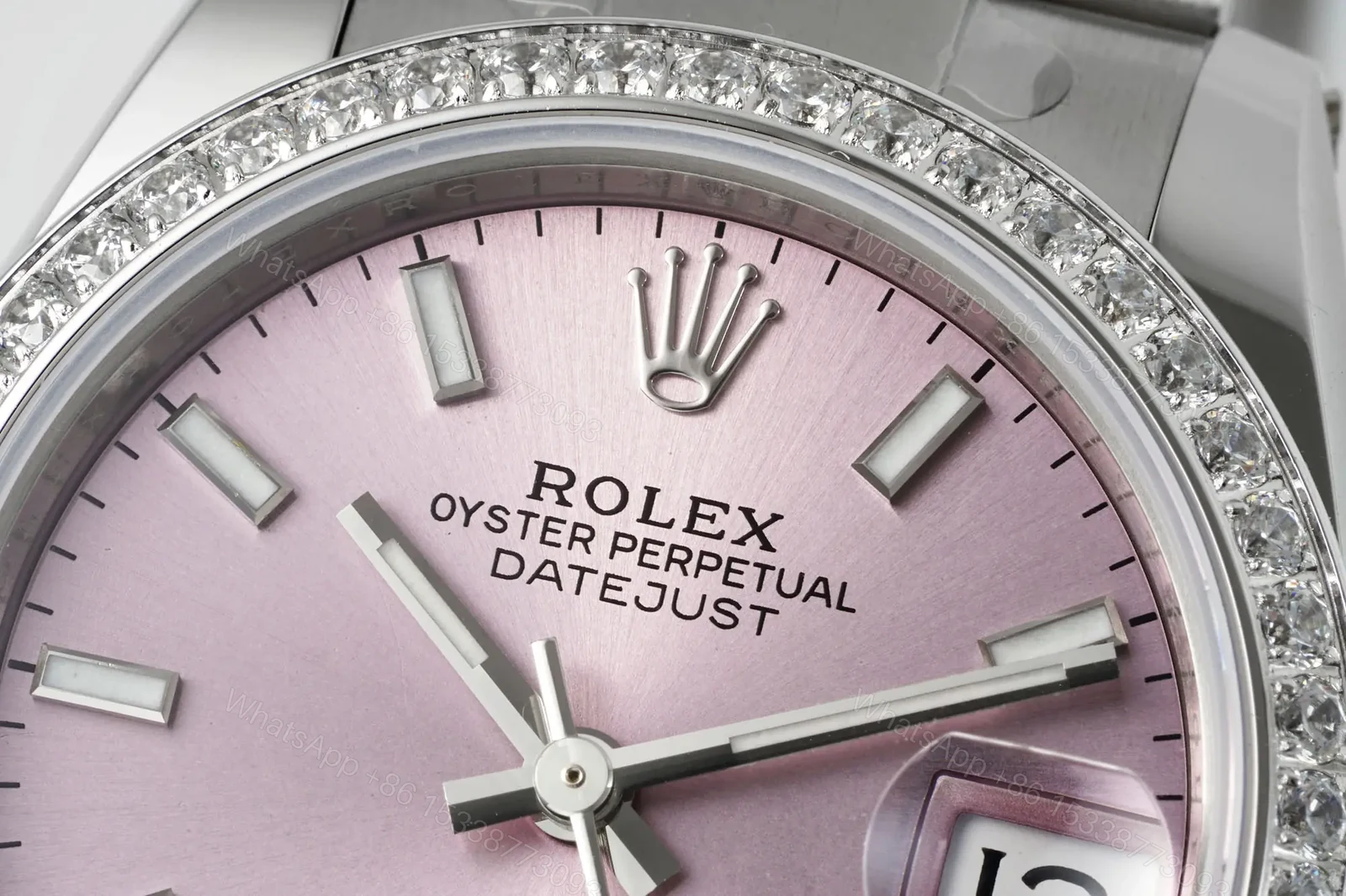 View 4 of Stunning Rolex Datejust 31 Pink Diamond replica 31MM Oyster Bracelet Edition RG-DATEJUST31-PINK-DIAMOND-OYSTER-31