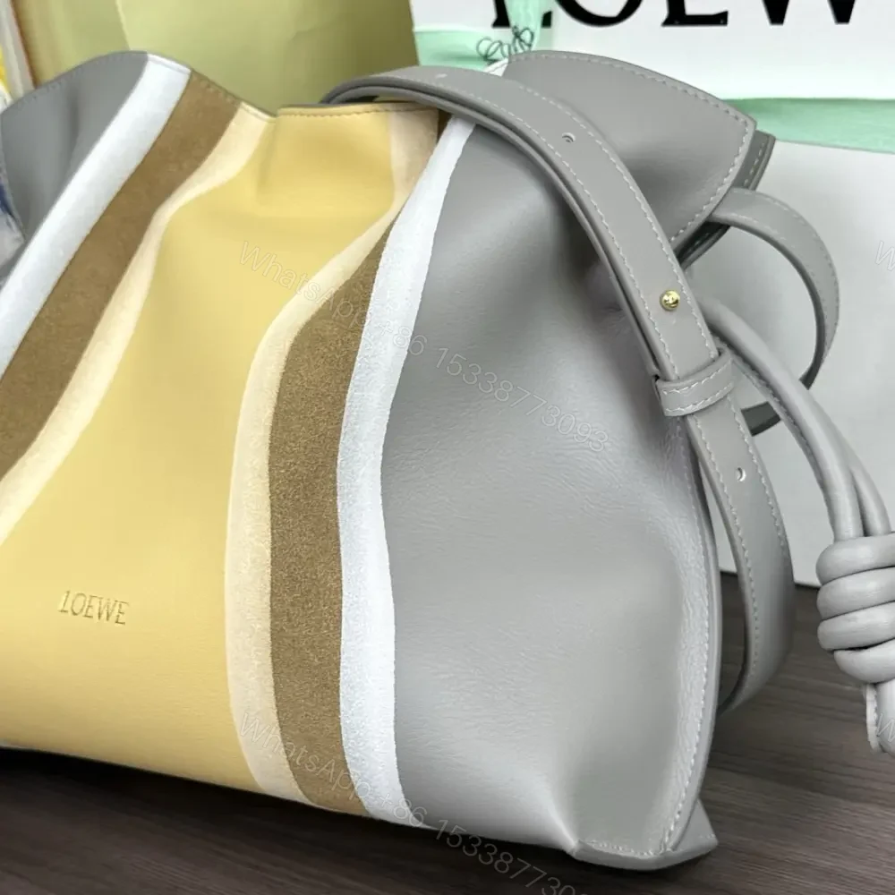 View 7 of 高仿Loewe*Flamenco系列5698拼皮單肩包灰土黃中號免檢版