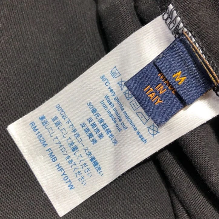 View 4 of LOUIS VUITTON T-SHIRT – LV30