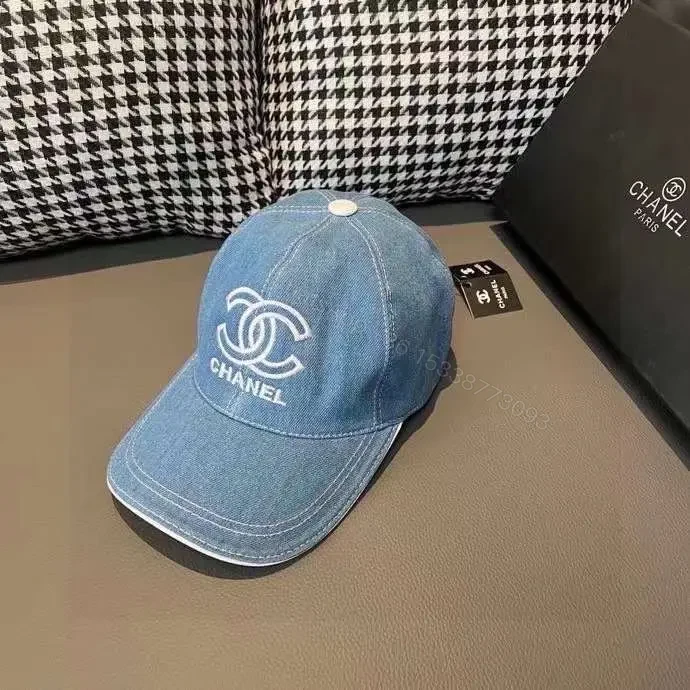 CHANEL — view 1