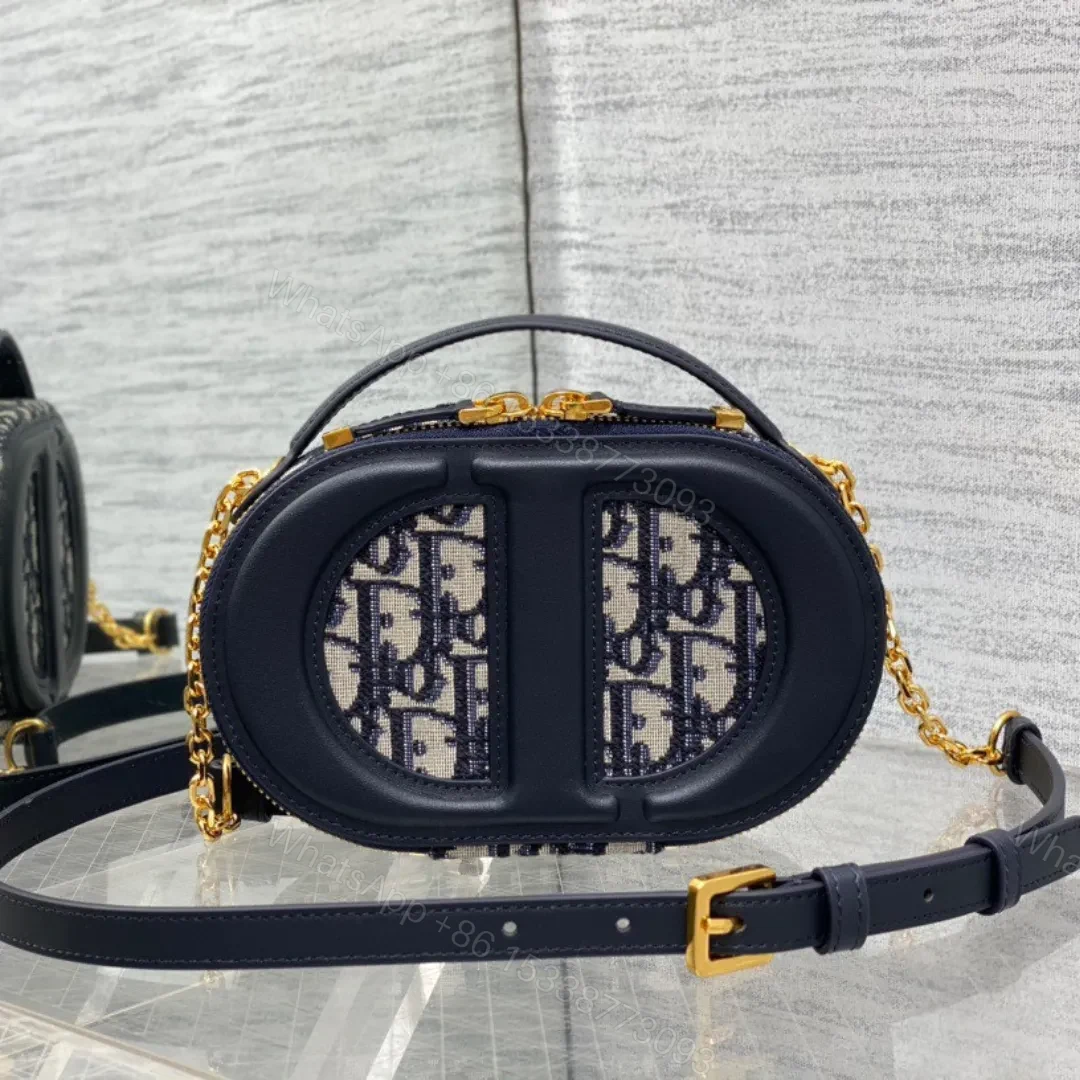 Dior branded women’s handbag with crossbody strap 18x6cm — view 1