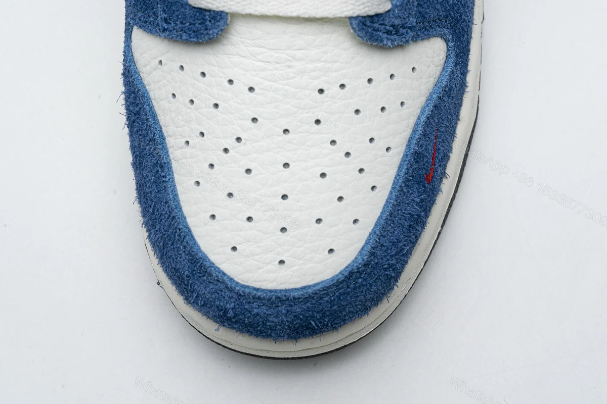 View 7 of Kasina x Nike Dunk Low “80s Bus” CZ6501-100