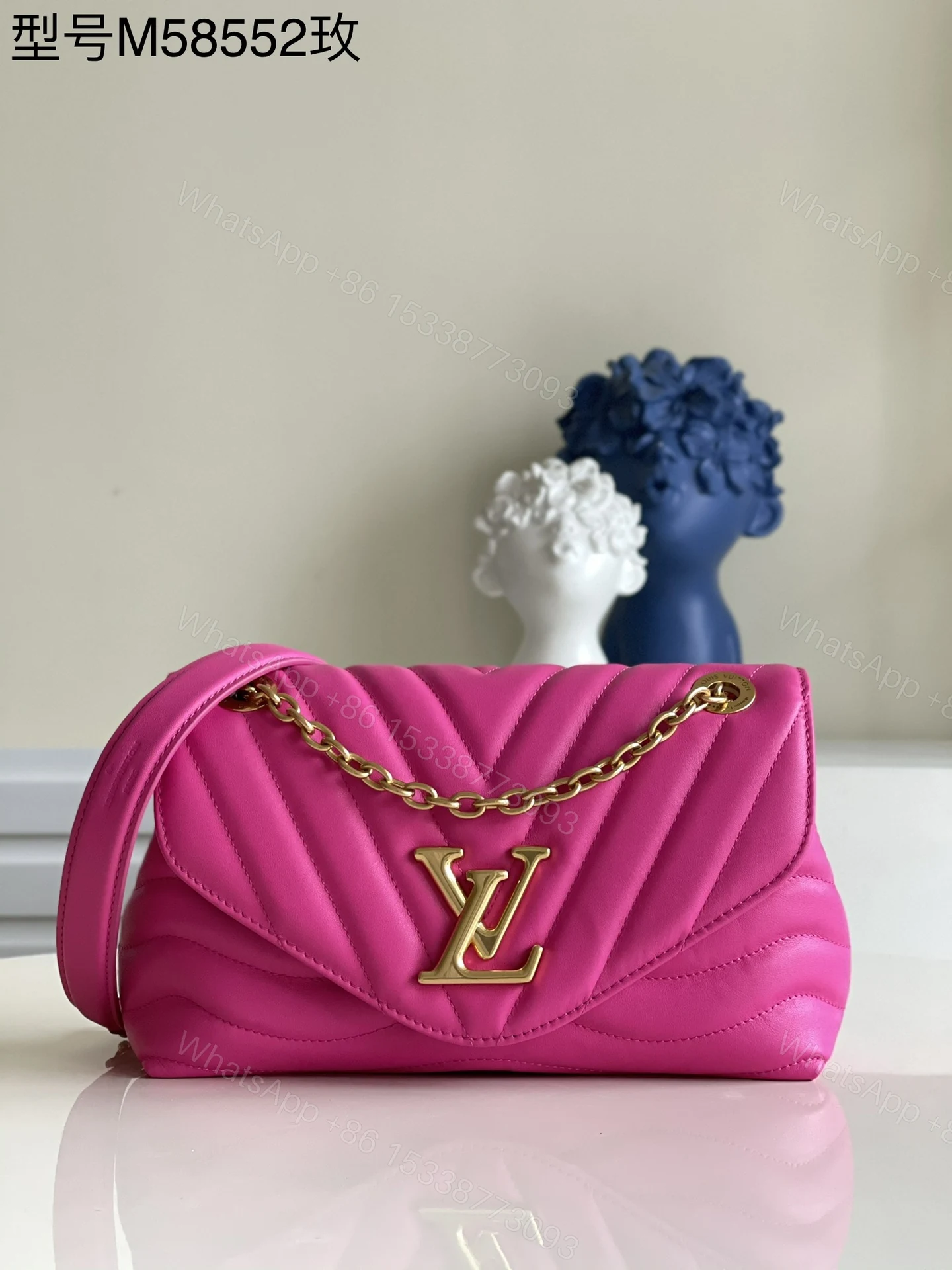 LV NEW WAVE CHAIN BAG — view 1