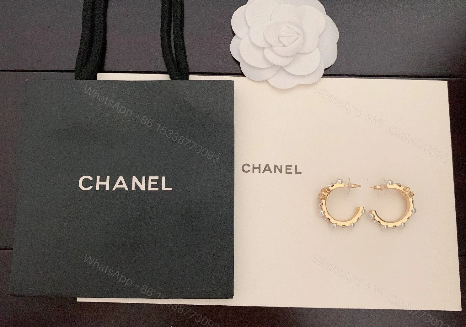 View 2 of EN – Lux Earring Chanel 035