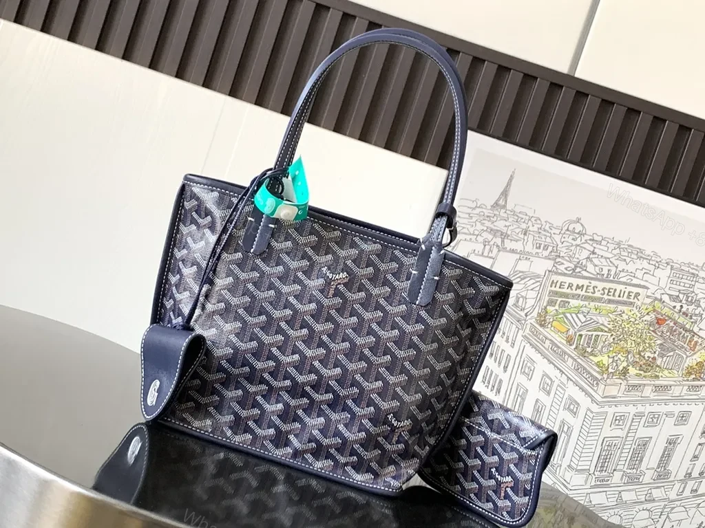 View 5 of Structured Elegance Day Tote: Geometric Pattern, Durable Luxe Bag