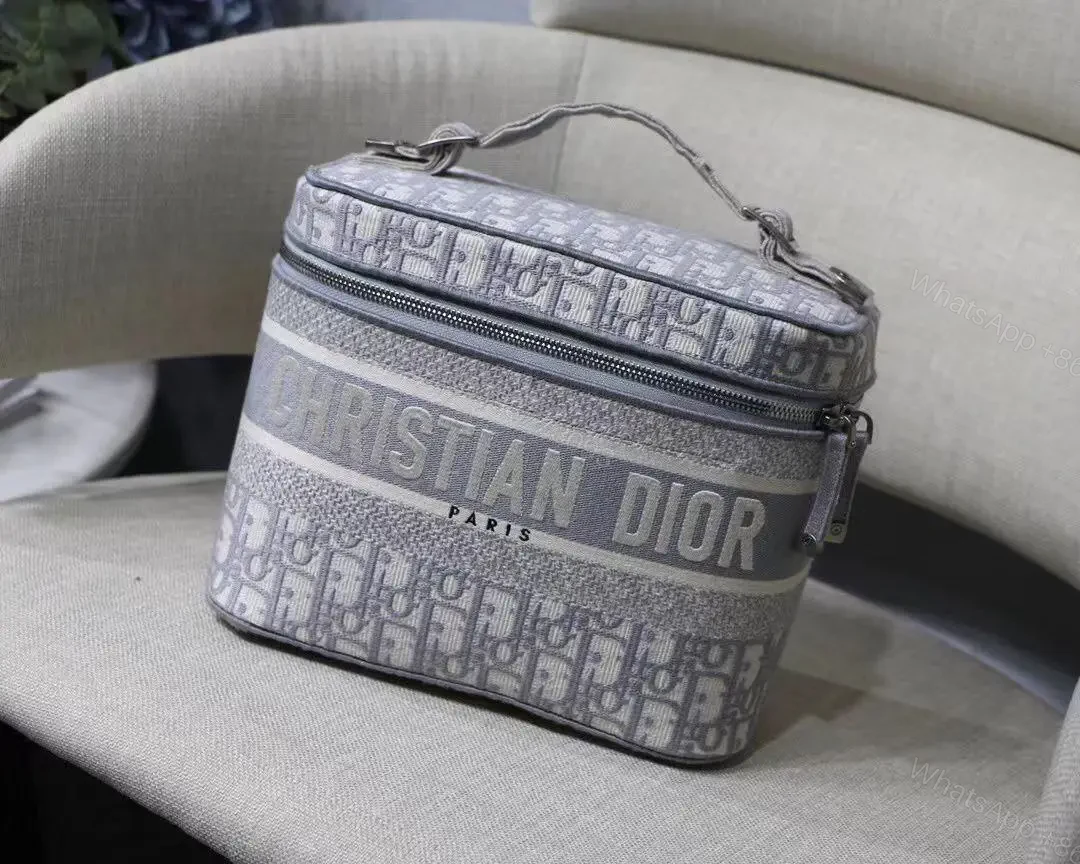 DIOR TRAVEL VANITY BAG — view 1