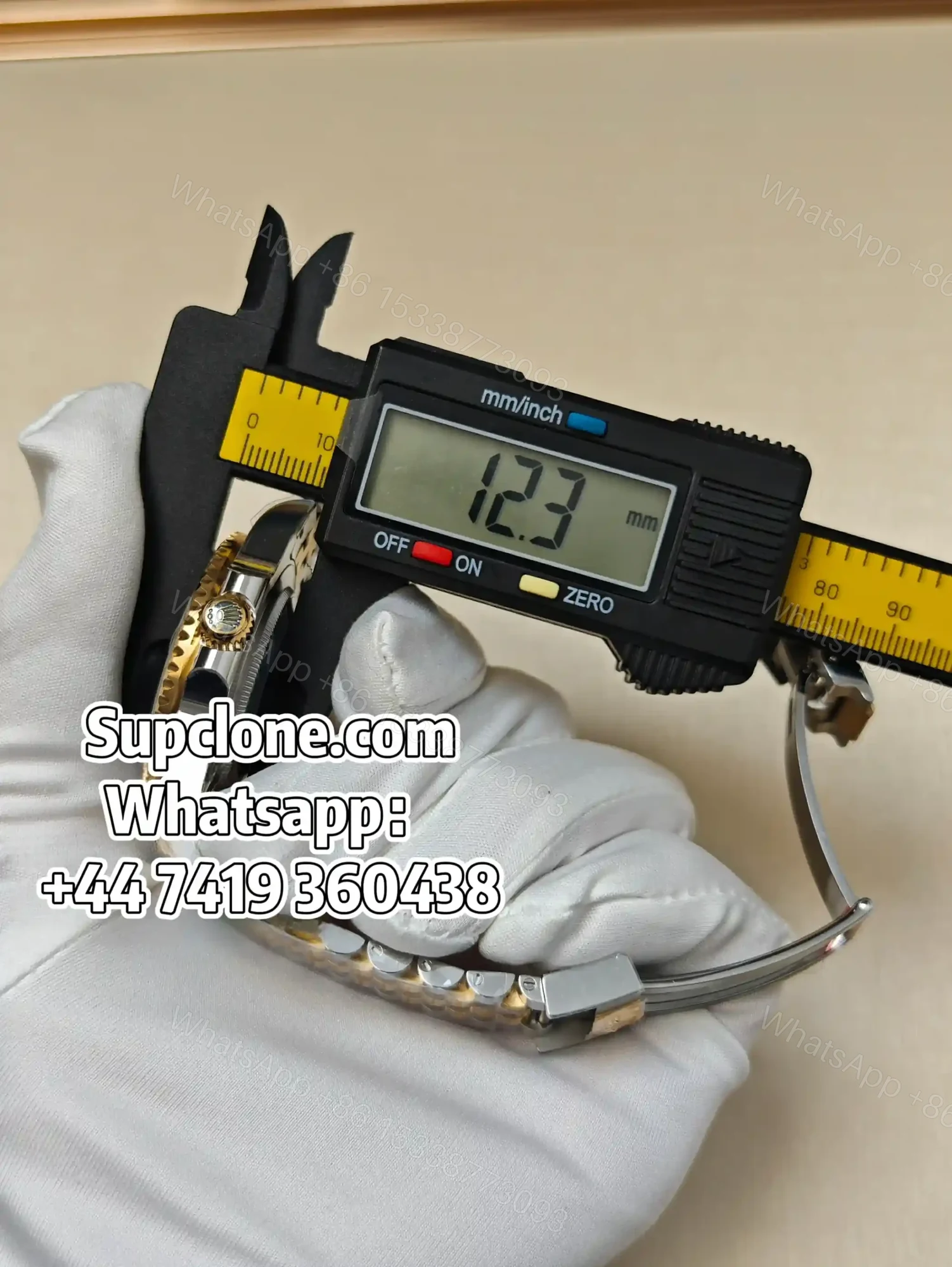 View 5 of Rolex Super Clone Watches 1:1 Guinness GMT-Master II 126710GRNR VS3285 Movement