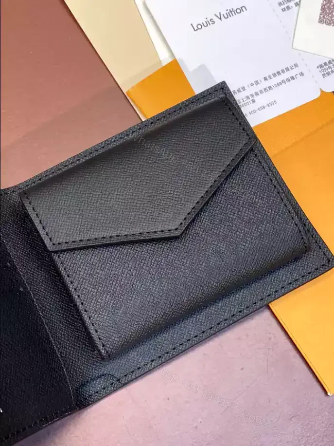 View 6 of LV MARCO WALLET TAIGA LEATHER – RRG092