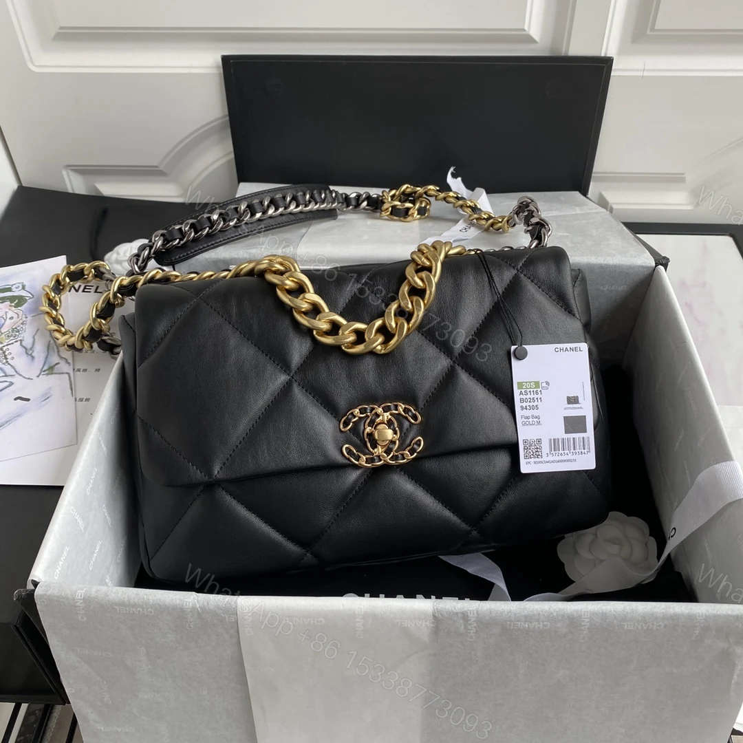 CHANEL A貨 2.55 黑色軟皮金鏈包 大容量鏈條肩背包 — view 1