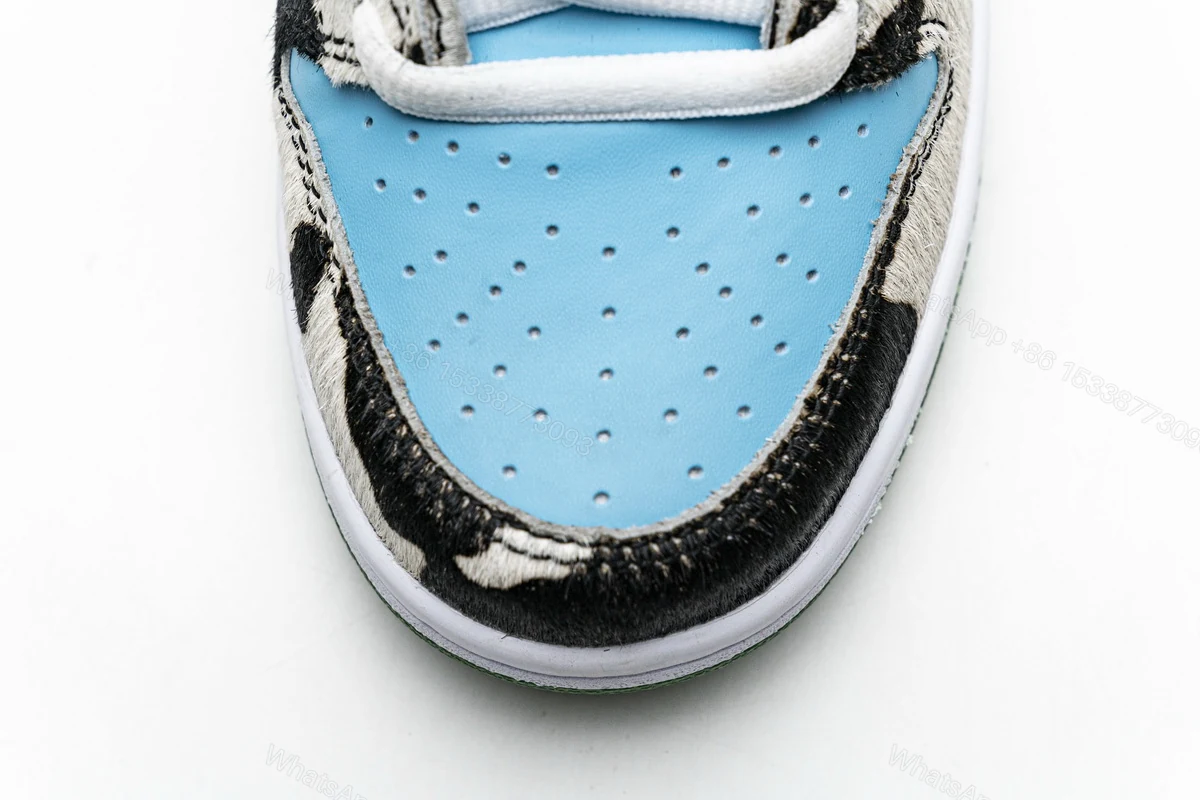 View 7 of Nike SB Dunk Low Chunky Dunky CU3244-100