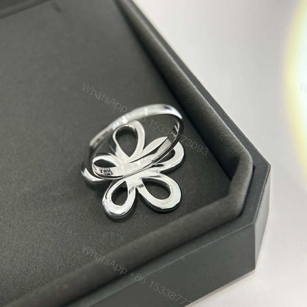 View 5 of 高仿首飾VanCleef&Arpels*RP05300鑲嵌花朵戒指白金款
