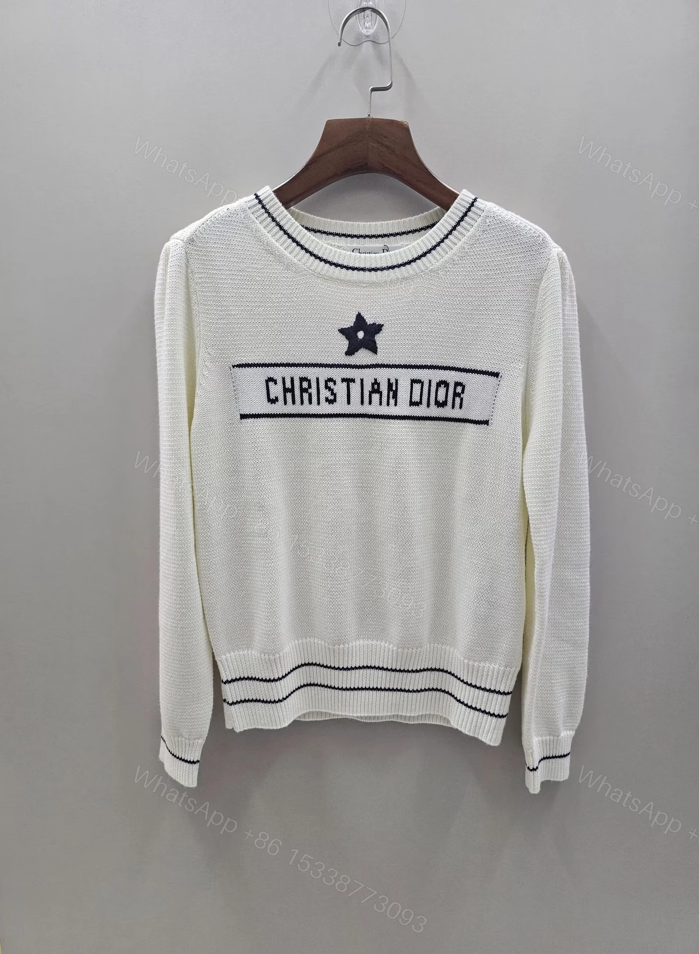 DIOR — view 1