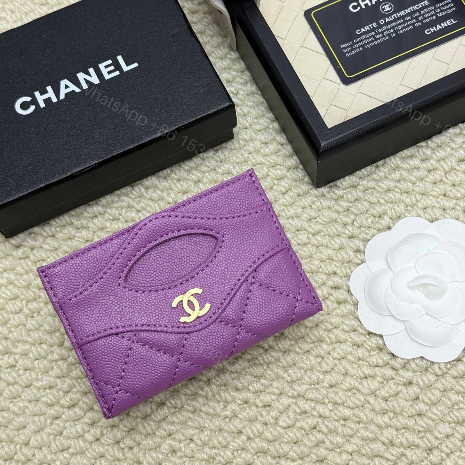 Chanel 高仿女用卡夾 葡萄紫配色 菱格金扣時尚小物 — view 1