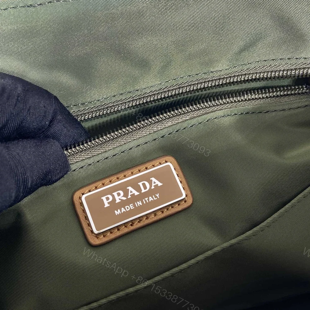 View 9 of 高仿Prada*ReEdition系列單肩包2VD052大號免檢版